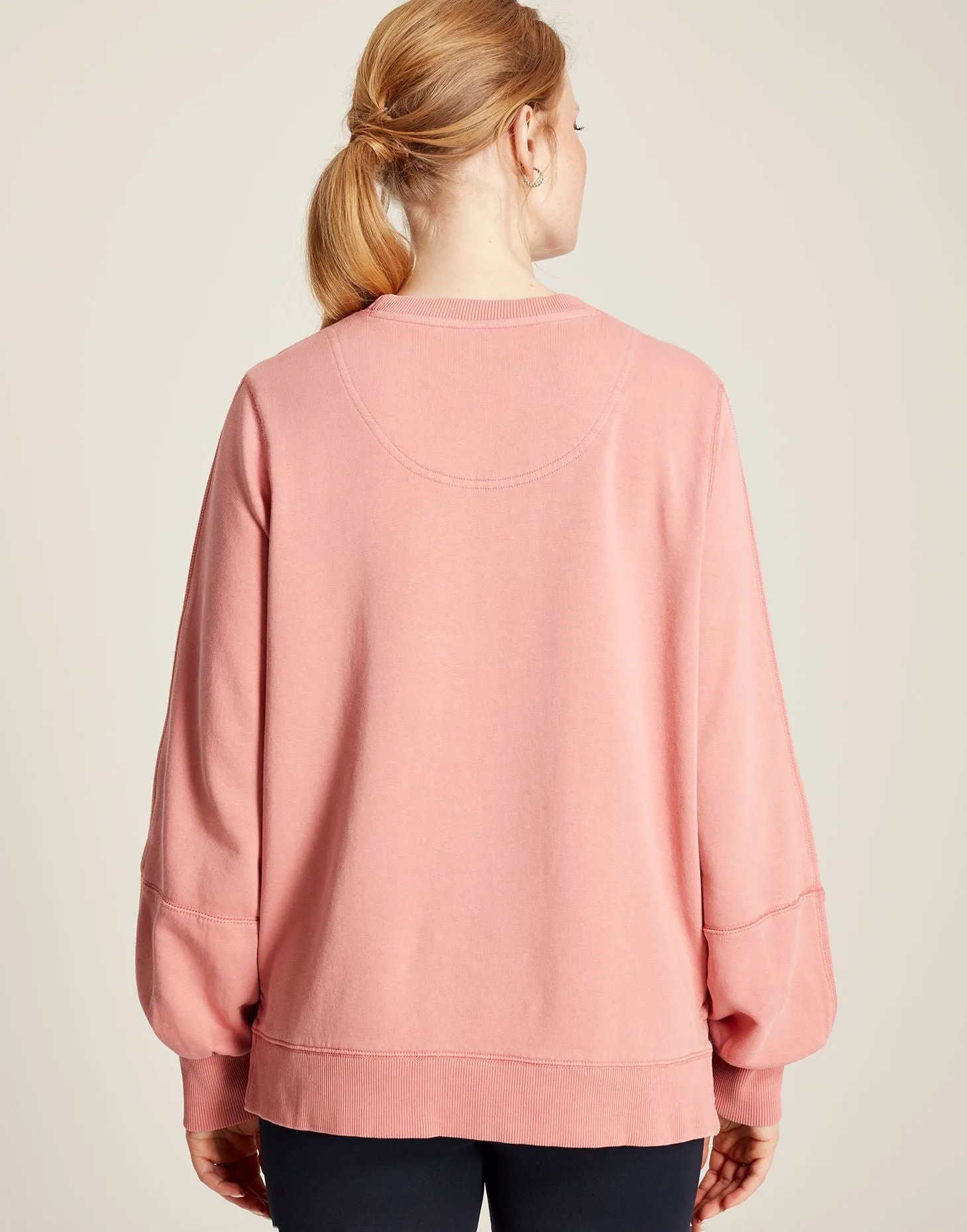 Amina Crew Neck Sweatshirt - Soft Pink