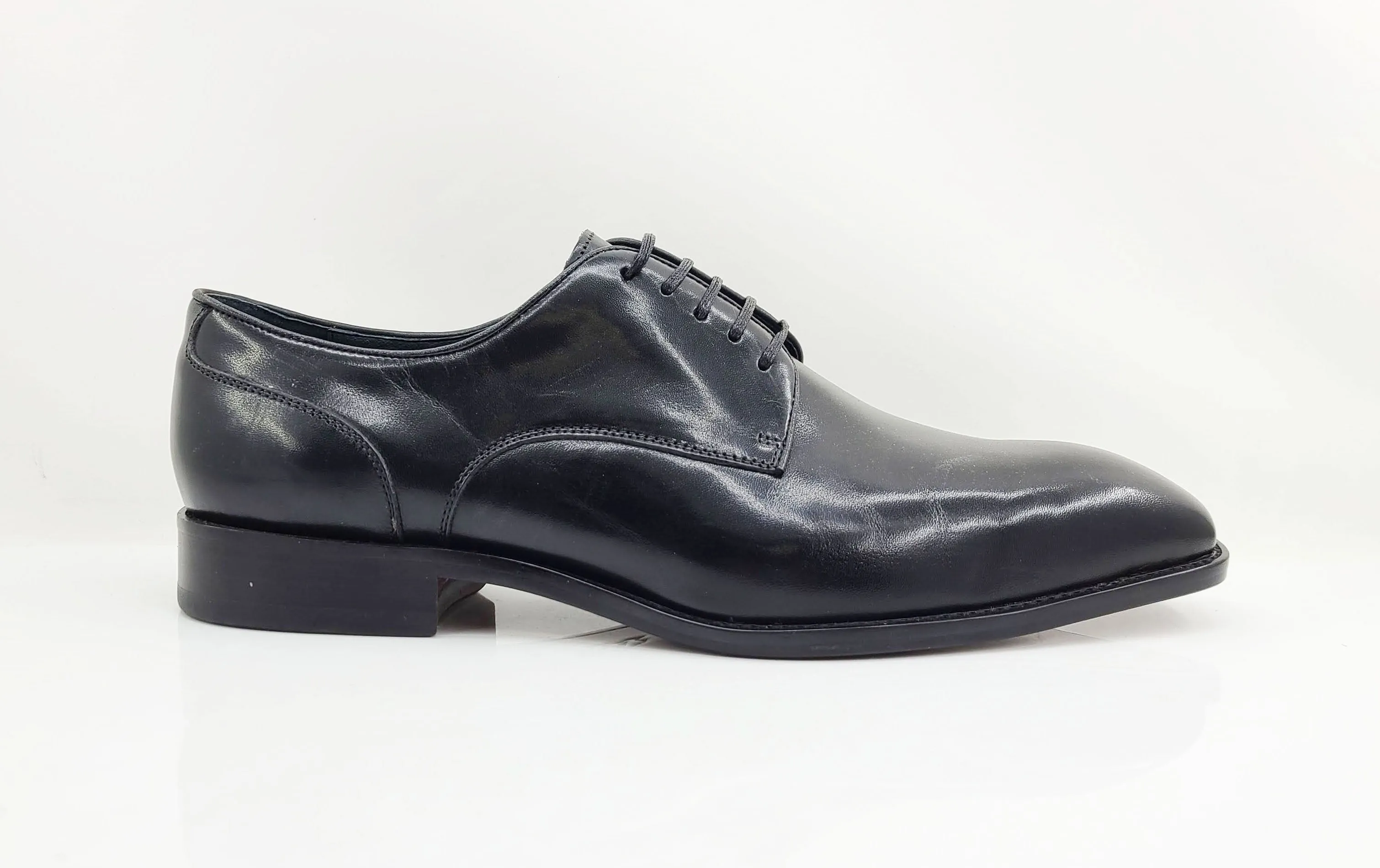 Burnished Calfskin Lace-Up Shoe Black