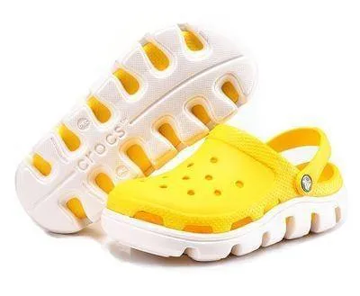 Crocs Classic Clog for Men and Women