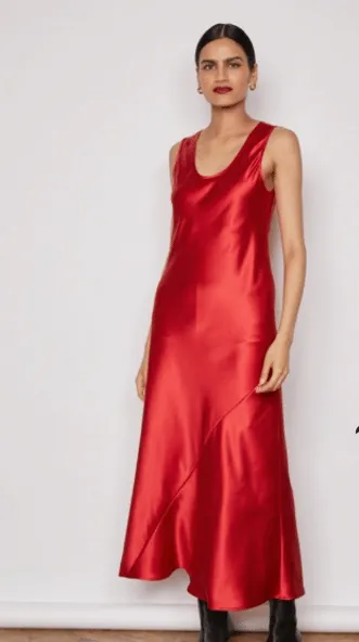 Elegant Ruby Marrilyn Dress - Stylish Evening Wear with Flattering Fit