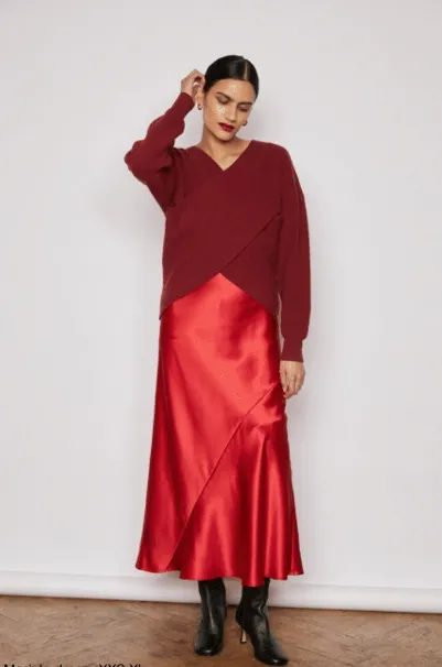 Elegant Ruby Marrilyn Dress - Stylish Evening Wear with Flattering Fit